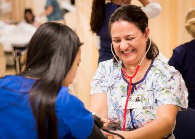 How to become a certified nursing assistant