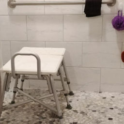 How to Choose the Best Bath Chair or Transfer Bench [Buying Guide]